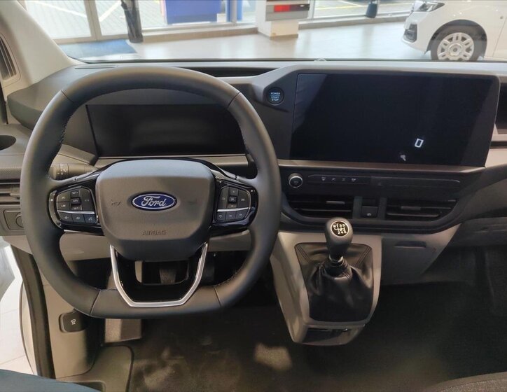 Ford Transit Custom Skříň 2,0 l 100 kw