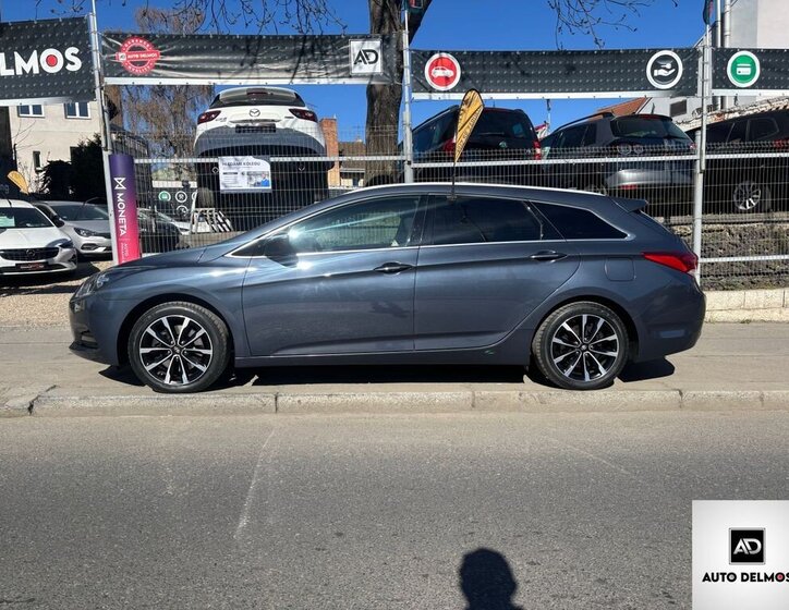 Hyundai i40 Kombi 2,0 l 121 kw