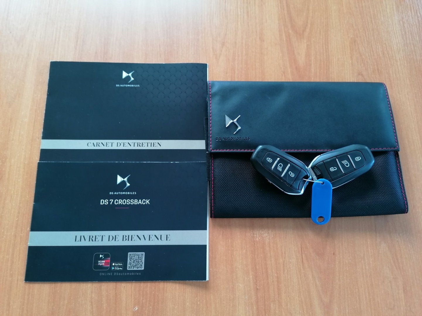 DS Automobiles DS7 Crossback