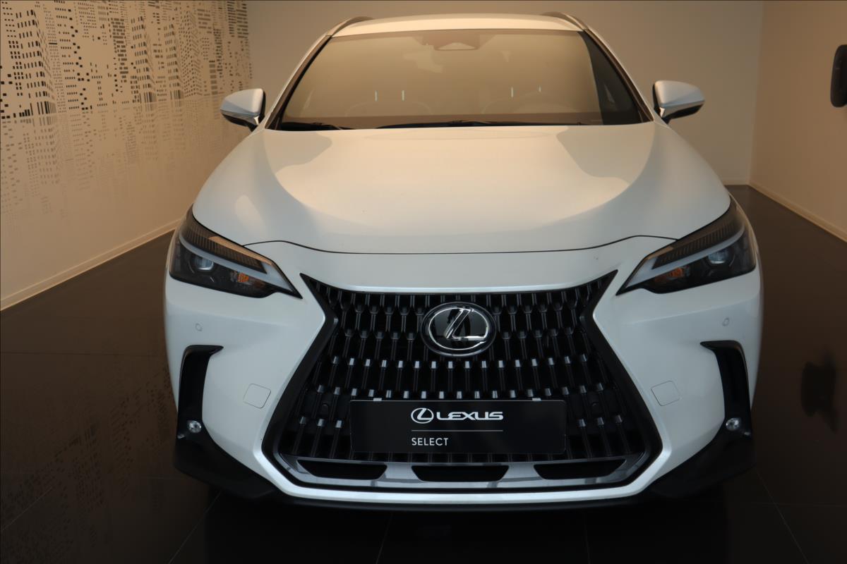 Lexus NX 450h+