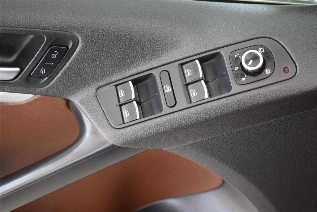 Volkswagen Tiguan SUV / Terénní 1,4 l 90 kw