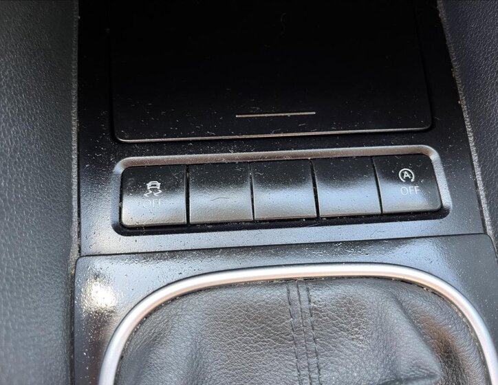 Volkswagen Golf Kombi 1,6 l 77 kw