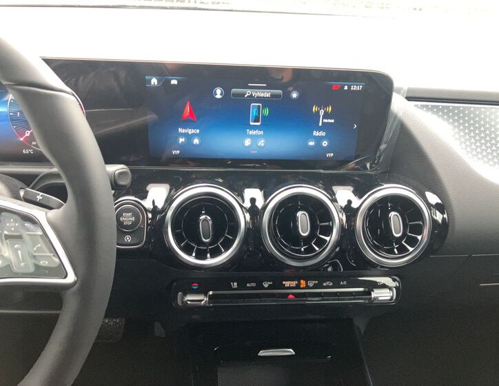 Mercedes-Benz GLA 14