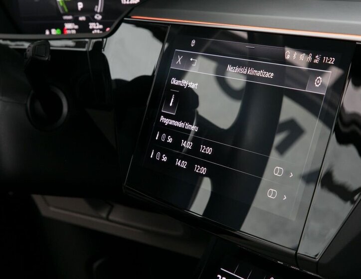 Audi e-tron SUV 0,0 300 kw