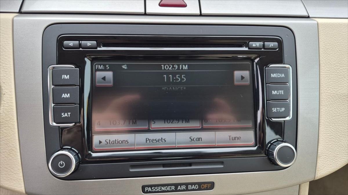 Volkswagen Passat Sedan / Limuzína 2,0 l 147 kw