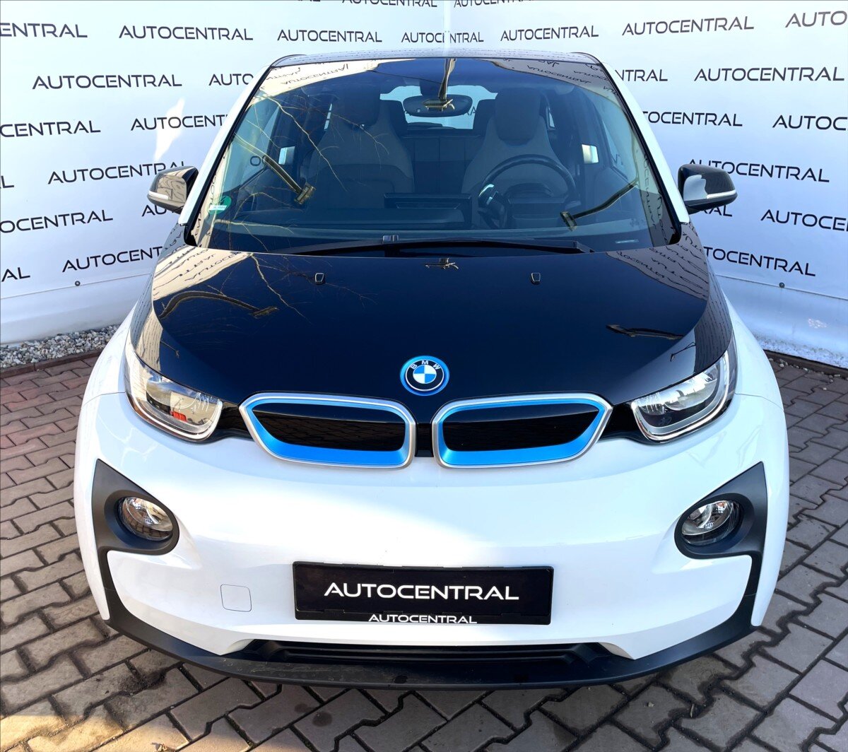 BMW i3 Hatchback 647,0 75 kw