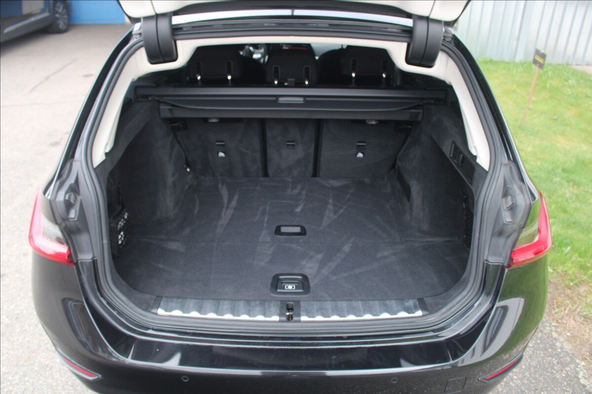 BMW Řada 3 Kombi 2,0 l 140 kw