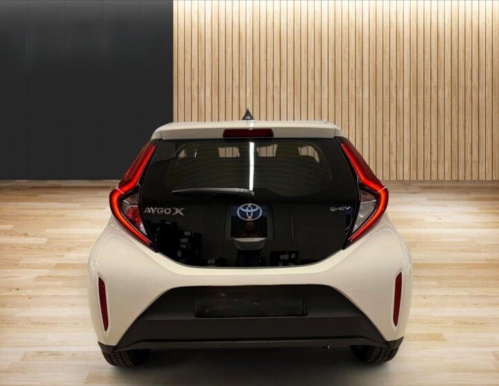 Toyota Aygo Hatchback 1,5 l 85 kw