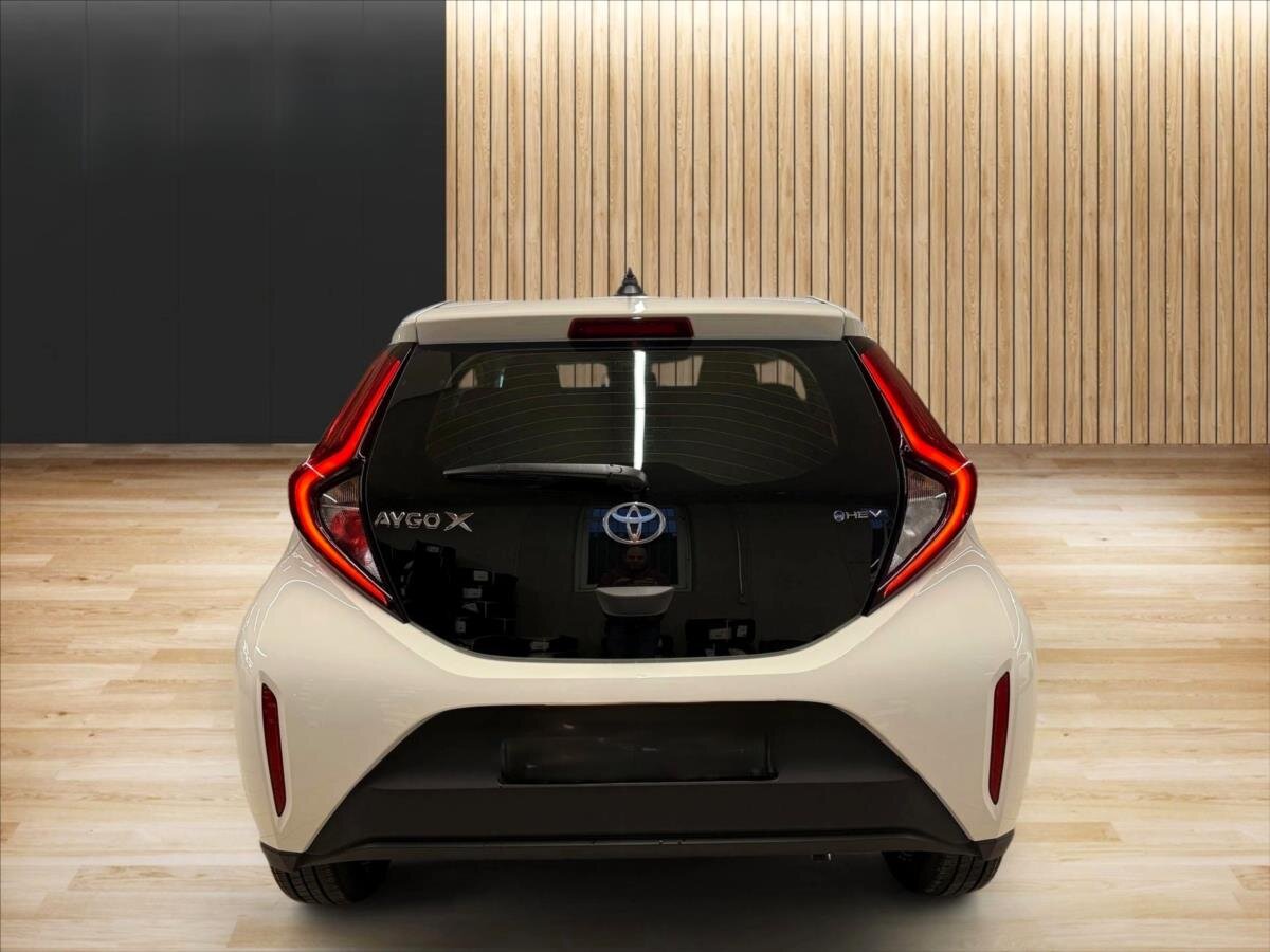 Toyota Aygo Hatchback 1,5 l 85 kw