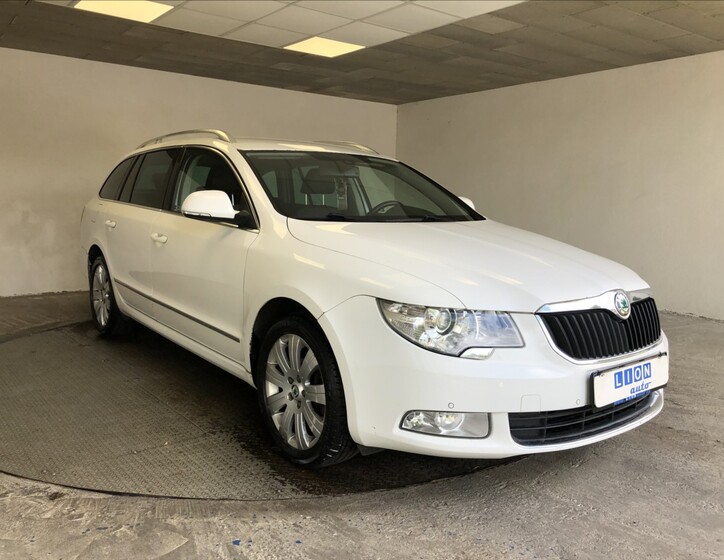 Škoda Superb 1
