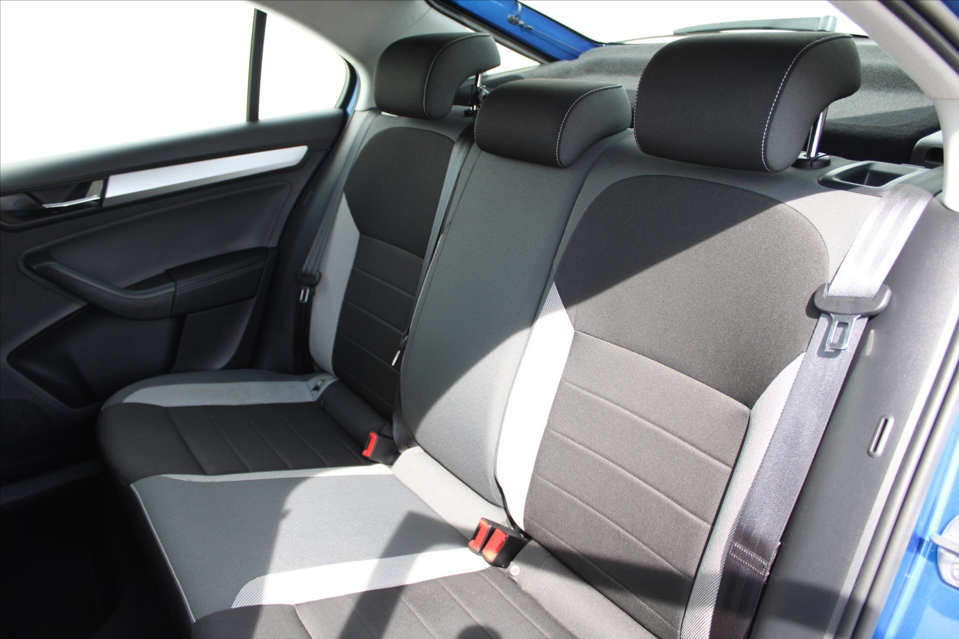 Škoda Rapid Liftback 999,0 81 kw