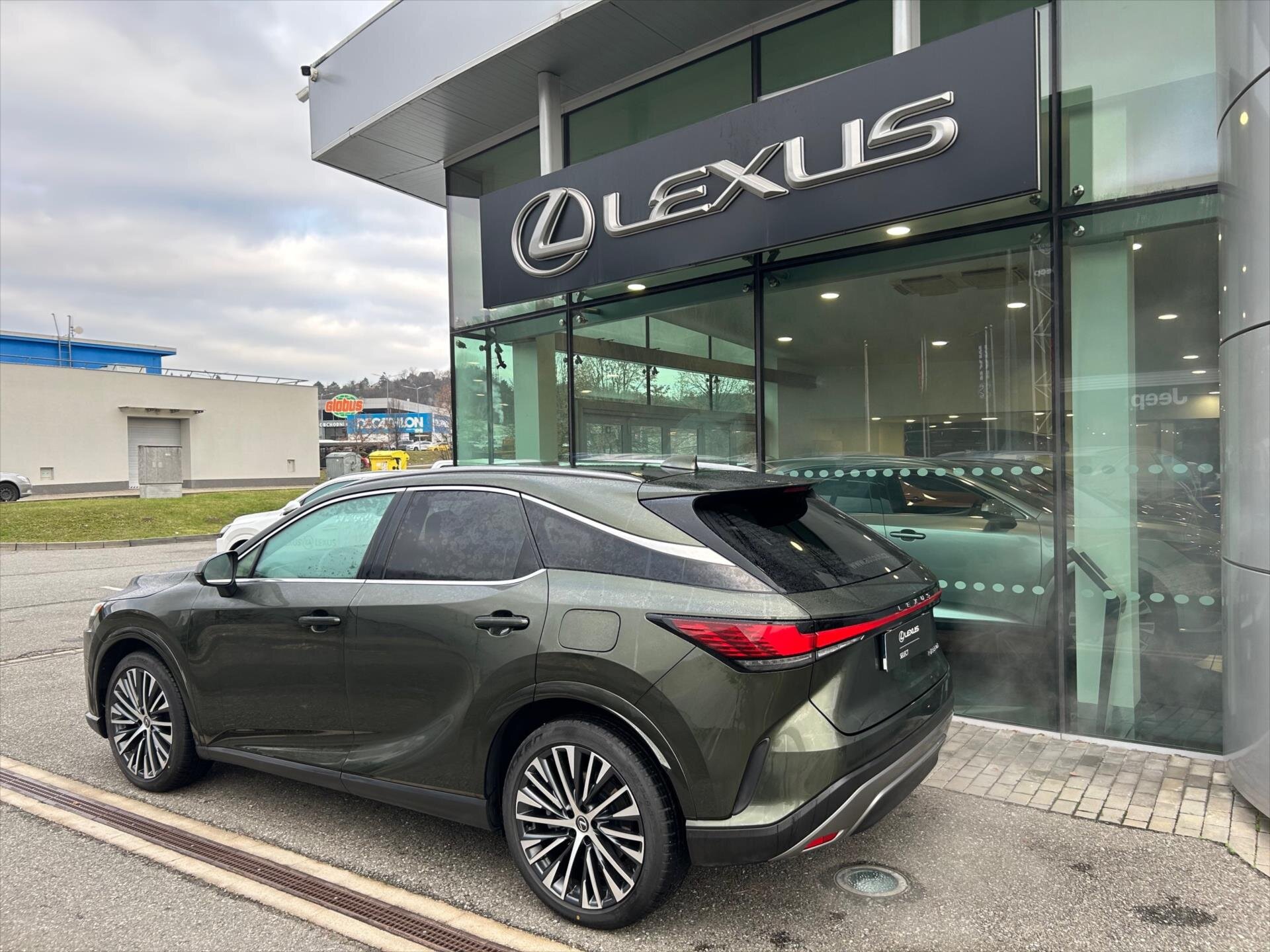 Lexus RX 350h SUV / Terénní 2,5 l 179 kw