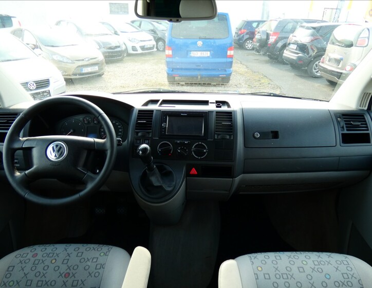 Volkswagen Transporter 7