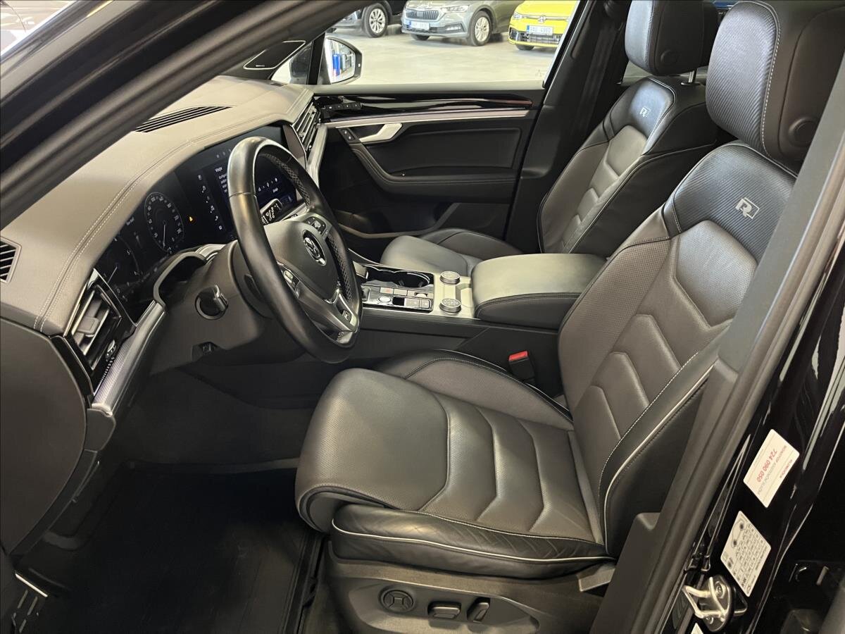 Volkswagen Touareg SUV / Terénní 3,0 l 210 kw