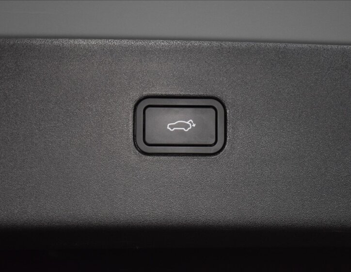 Volvo EX30 SUV / Terénní 0,0 315 kw