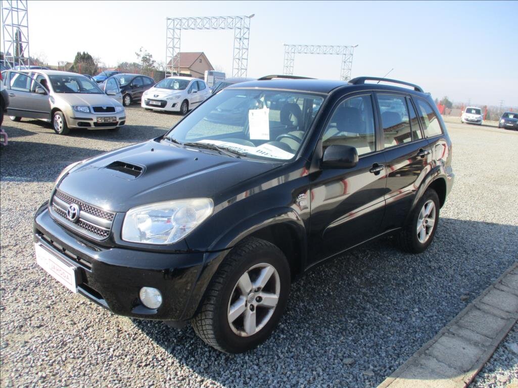 Toyota RAV4 SUV 2,0 l 85 kw