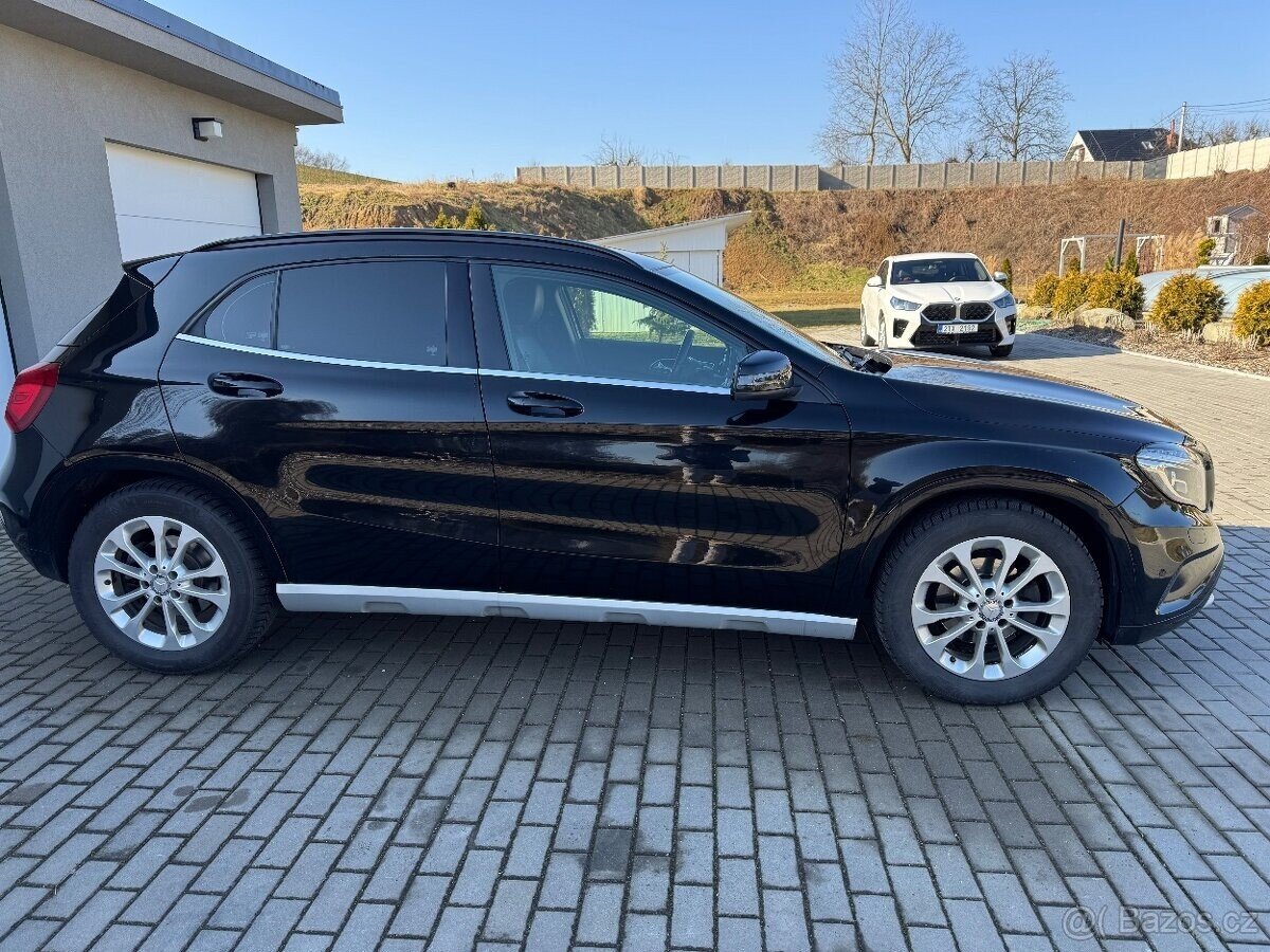 Mercedes-Benz GLA SUV / Terénní 0,0 0