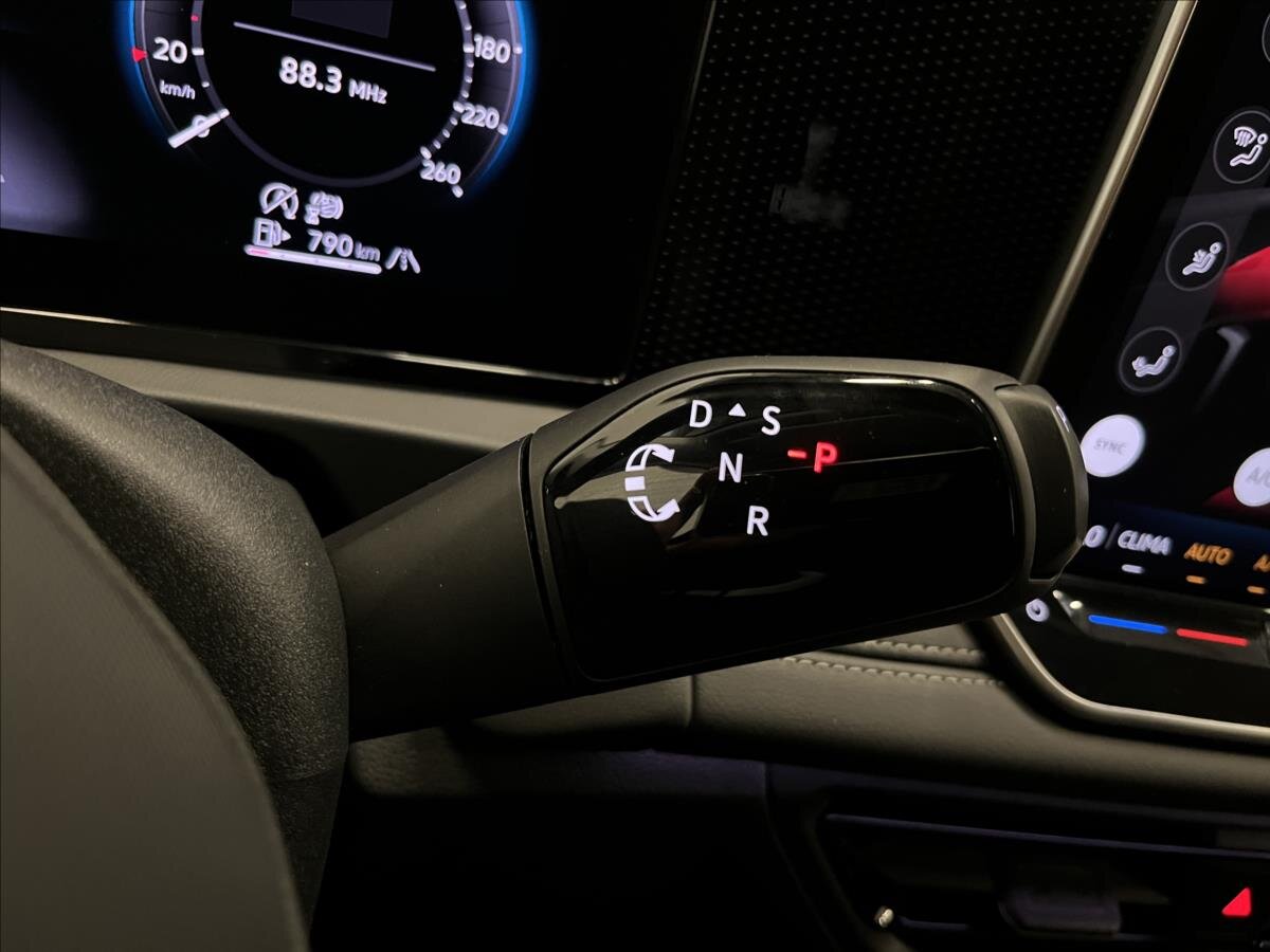 Volkswagen Tiguan SUV 1,5 l 96 kw