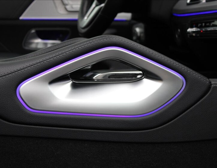 Mercedes-Benz GLE 28