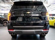 Chevrolet Suburban SUV 6,2 l 313 kw