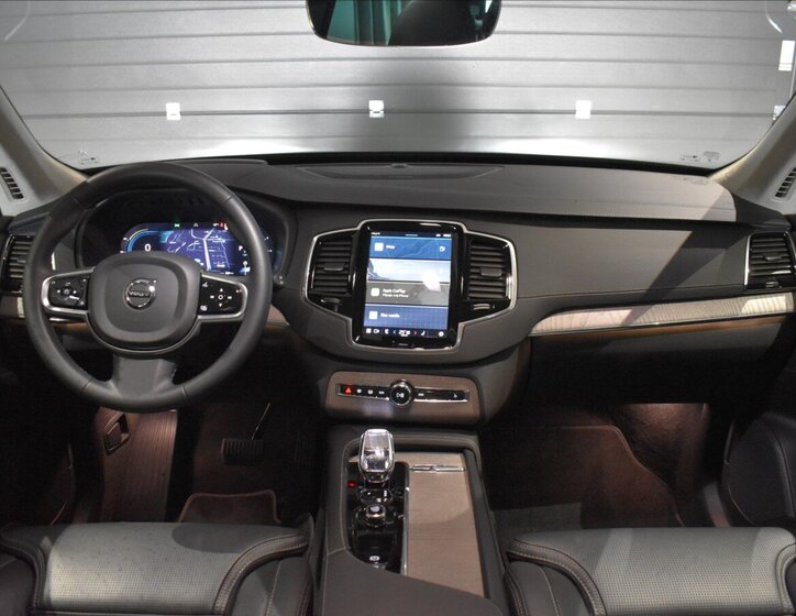 Volvo XC90 16