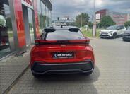 Toyota C-HR SUV 1,8 l 103 kw