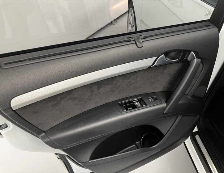 Audi Q7 SUV / Terénní 3,0 l 180 kw