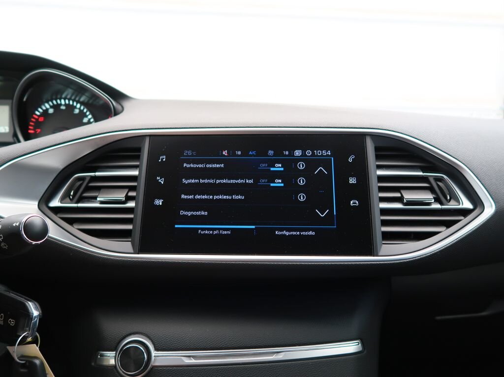 Peugeot 308 Hatchback 1,2 l 81 kw