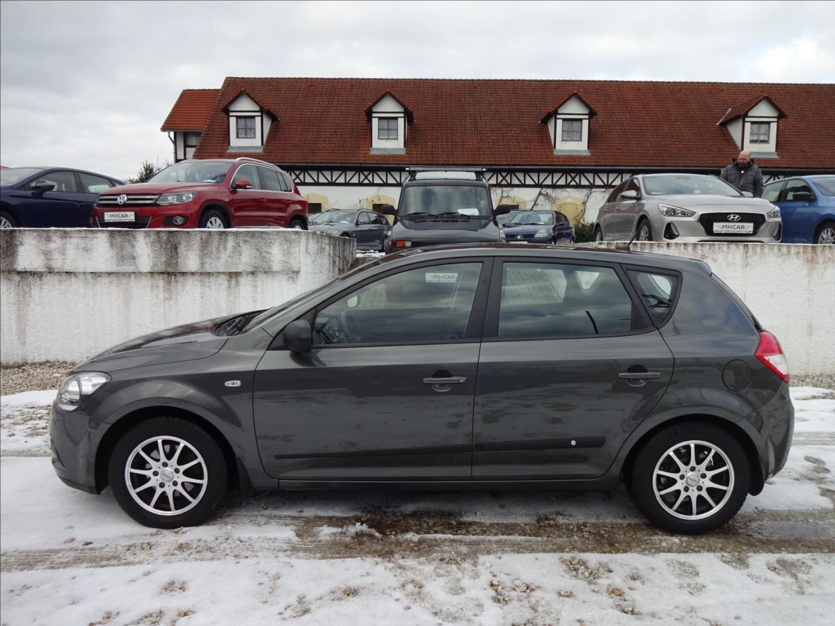 KIA Ceed Kombi 1,4 l 66 kw