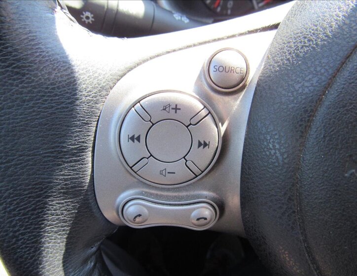 Nissan Micra Hatchback 1,2 l 59 kw