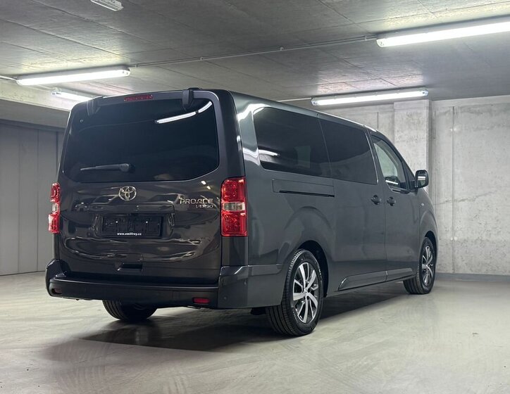 Toyota ProAce Verso VAN-Minibus 2,2 l 133 kw