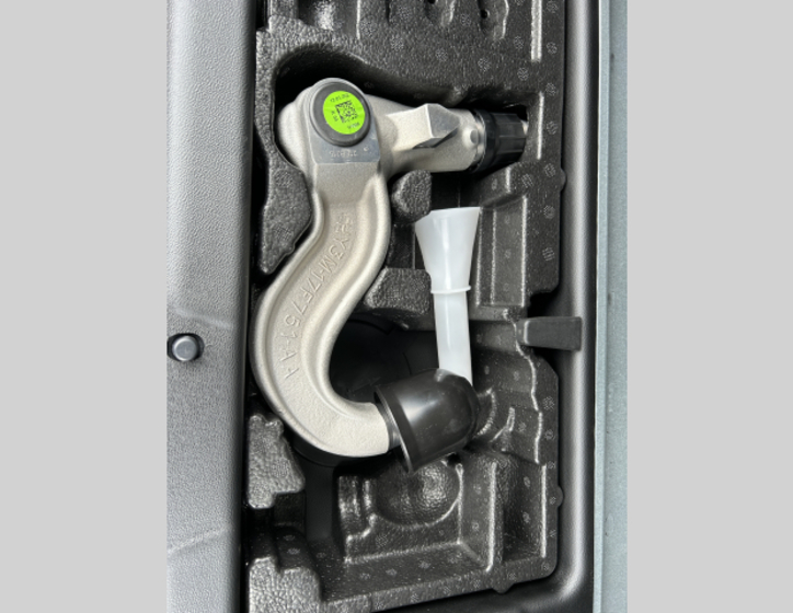 Land Rover Discovery 18