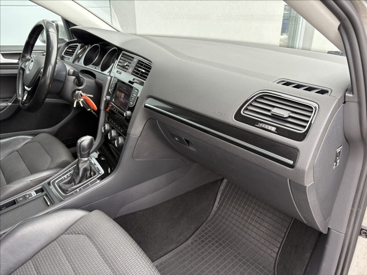 Volkswagen Golf Kombi 1,4 l 103 kw