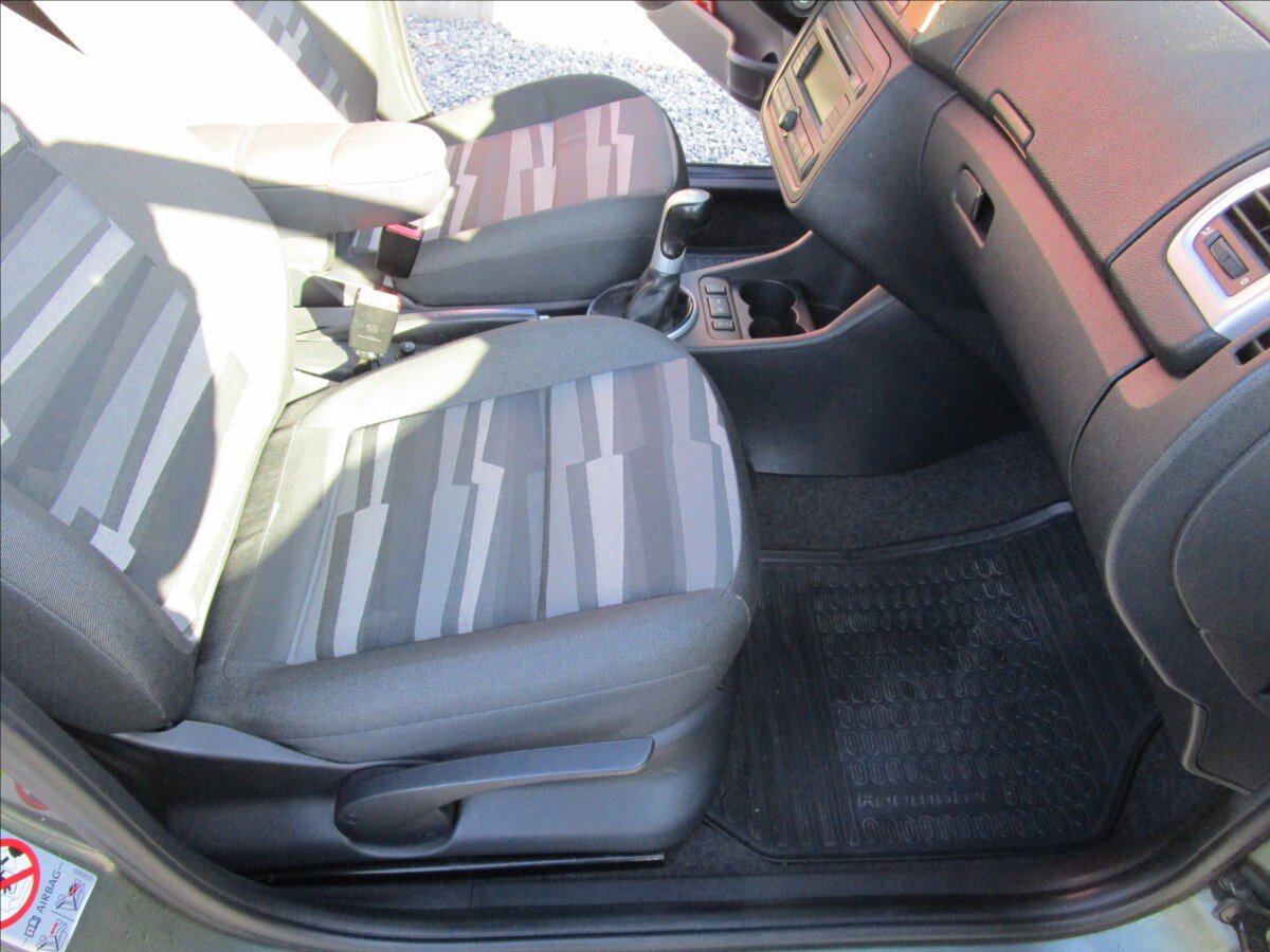 Škoda Roomster Kombi 1,4 l 63 kw
