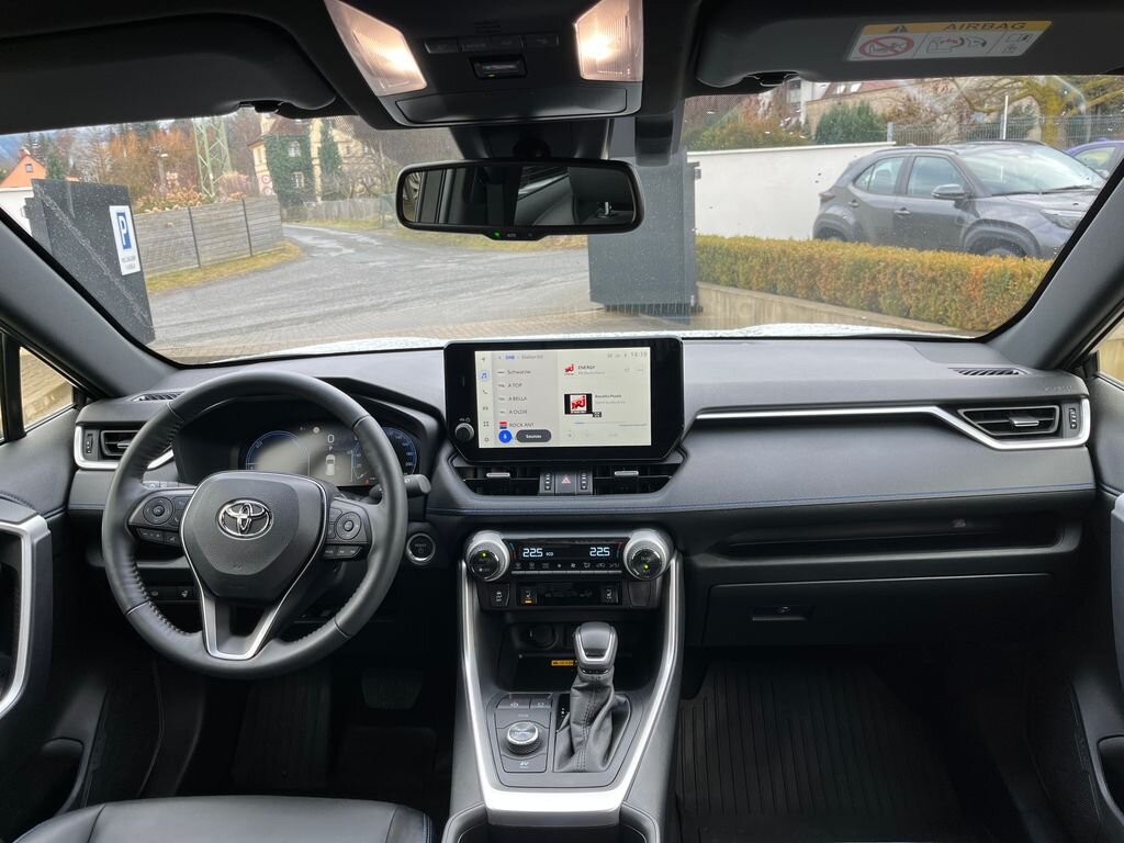 Toyota RAV4 SUV 2,5 l 131 kw