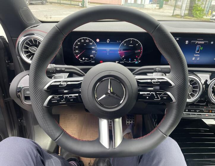 Mercedes-Benz CLA 11