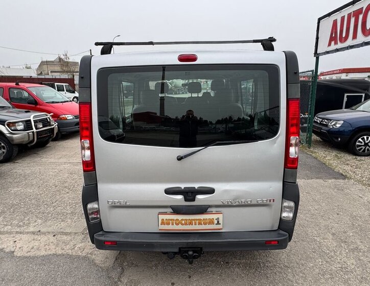 Opel Vivaro VAN / Minibus 2,0 l 84 kw