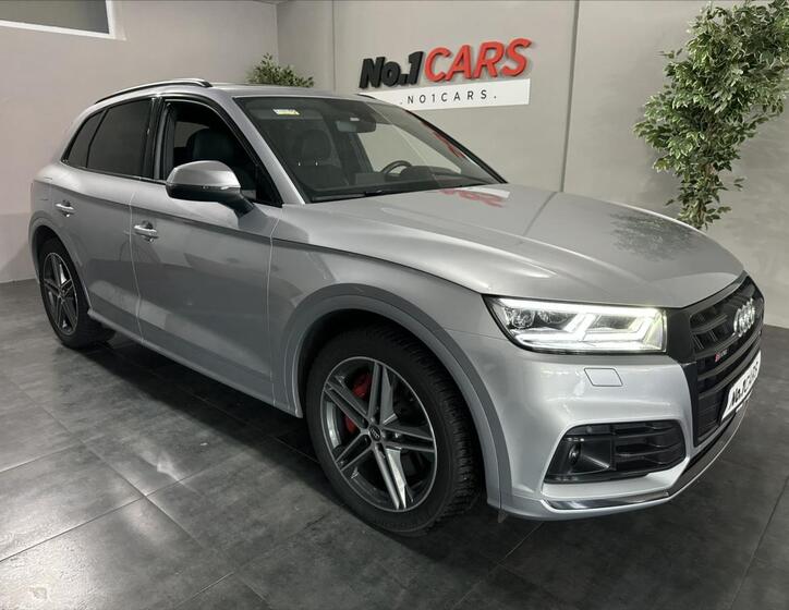 Audi SQ5 2
