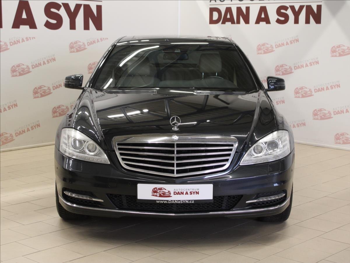 Mercedes-Benz Třídy S Sedan / Limuzína 3,0 l 190 kw