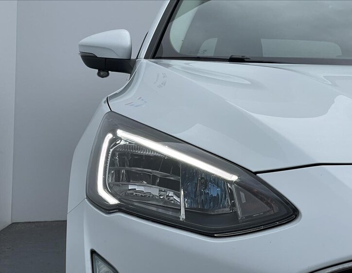 Ford Focus Kombi 999,0 92 kw