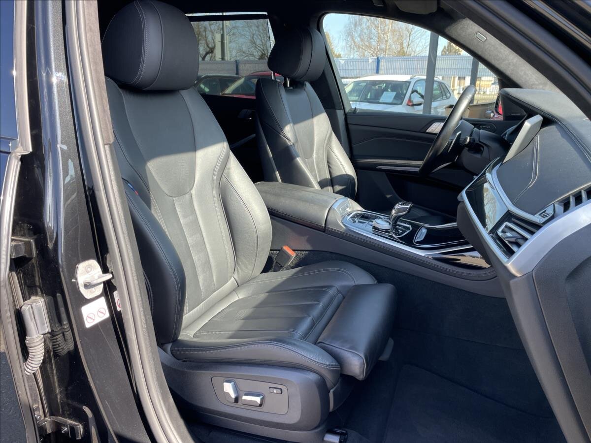 BMW X7 SUV / Terénní 3,0 l 195 kw