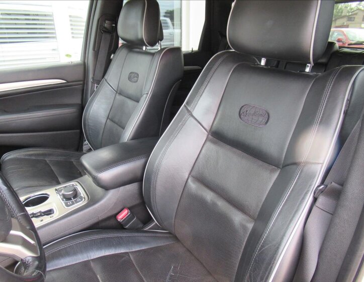 Jeep Grand Cherokee 21