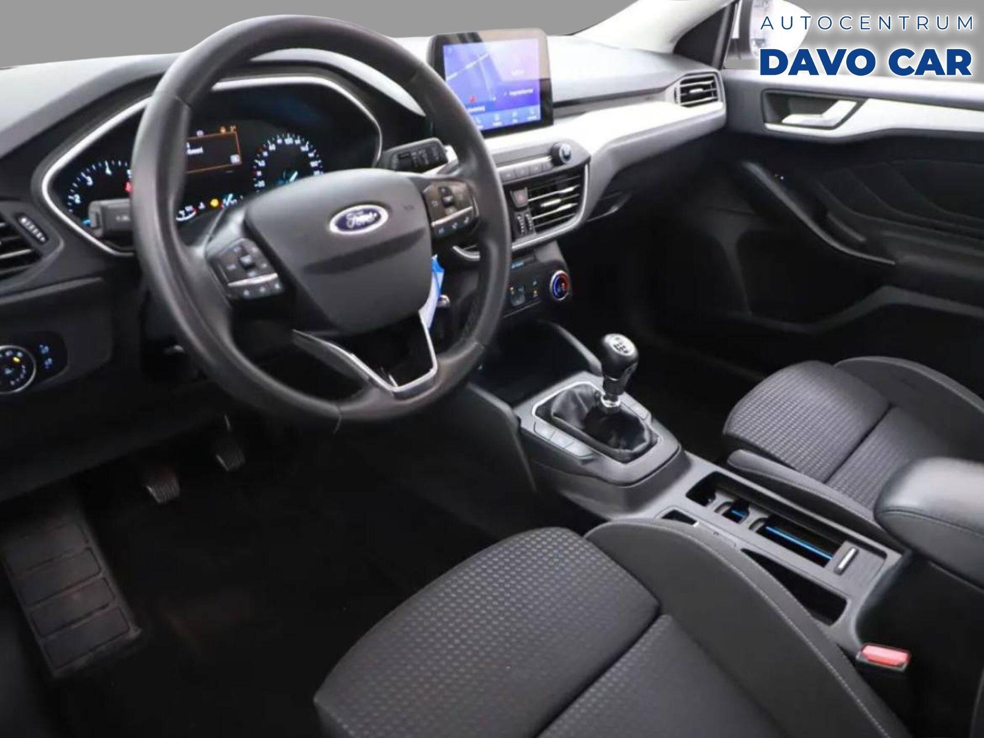 Ford Focus Hatchback 999,0 74 kw