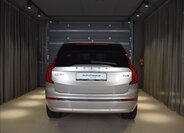 Volvo XC90 SUV / Terénní 2,0 l 184 kw