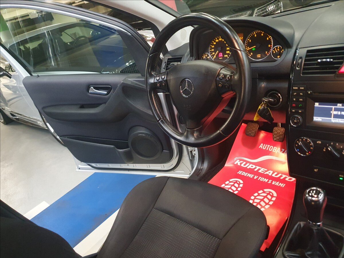 Mercedes-Benz Třídy A Hatchback 1,5 l 70 kw