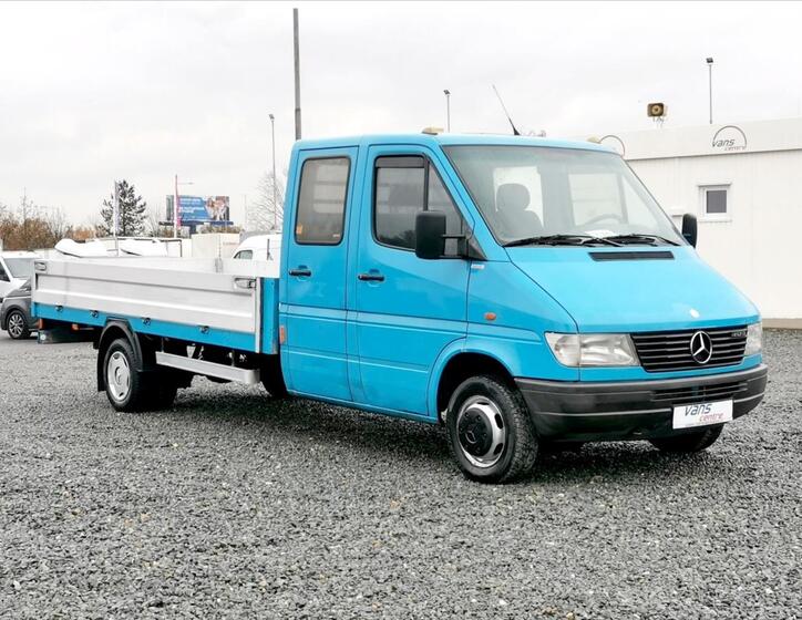Mercedes-Benz Sprinter 2
