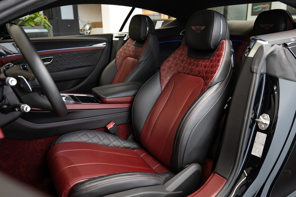 Bentley Continental GT Kupé 6,0 l 485 kw