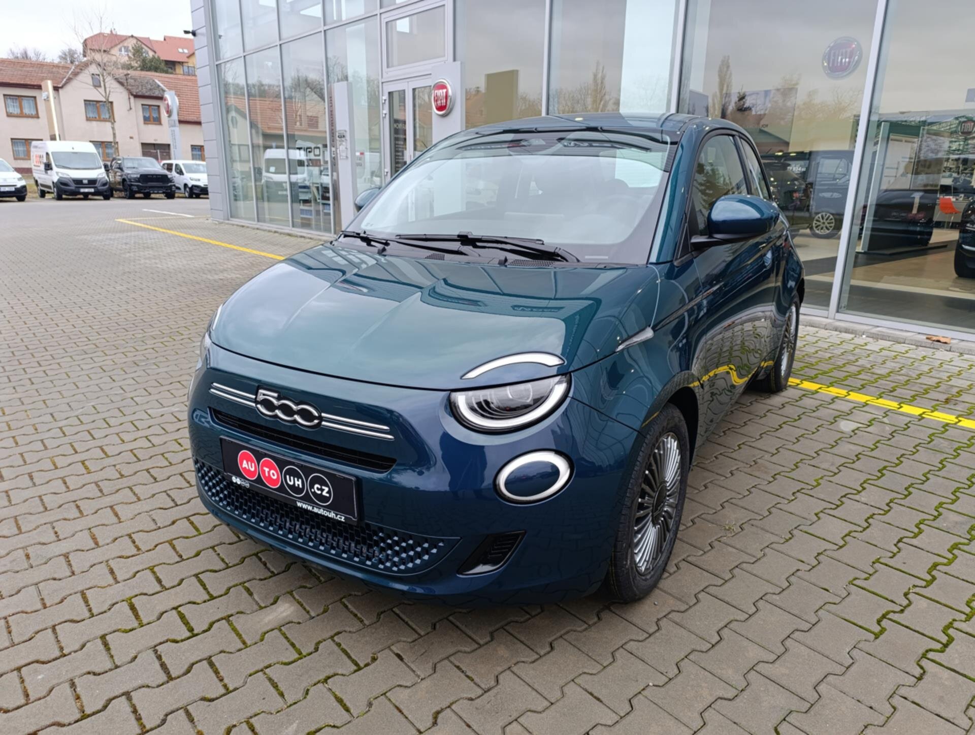 Fiat 500 Hatchback 999,0 48 kw