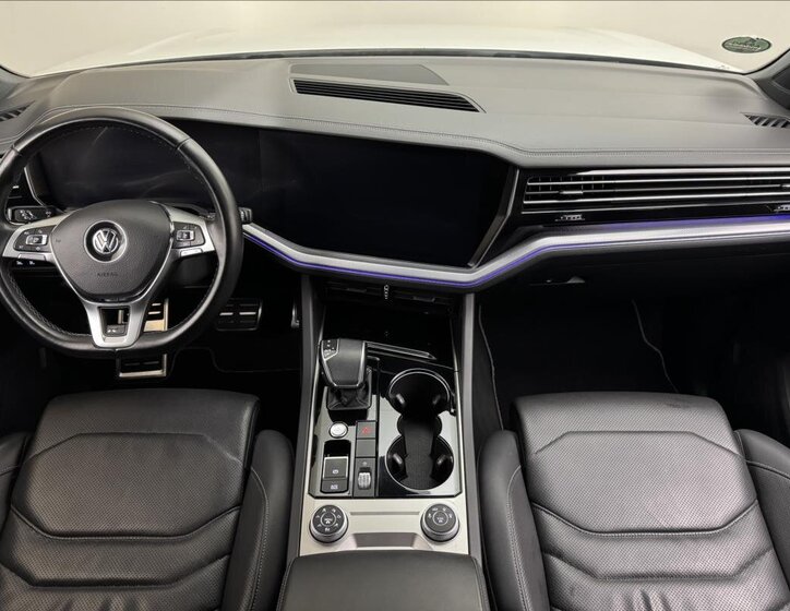 Volkswagen Touareg 7