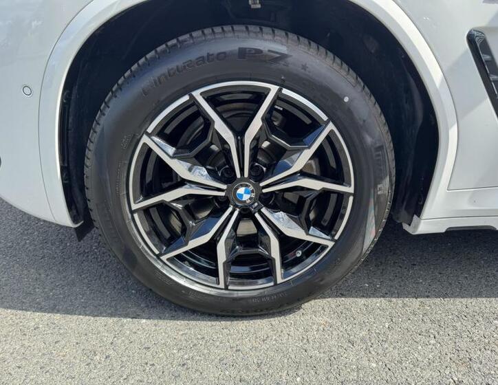 BMW X3 4